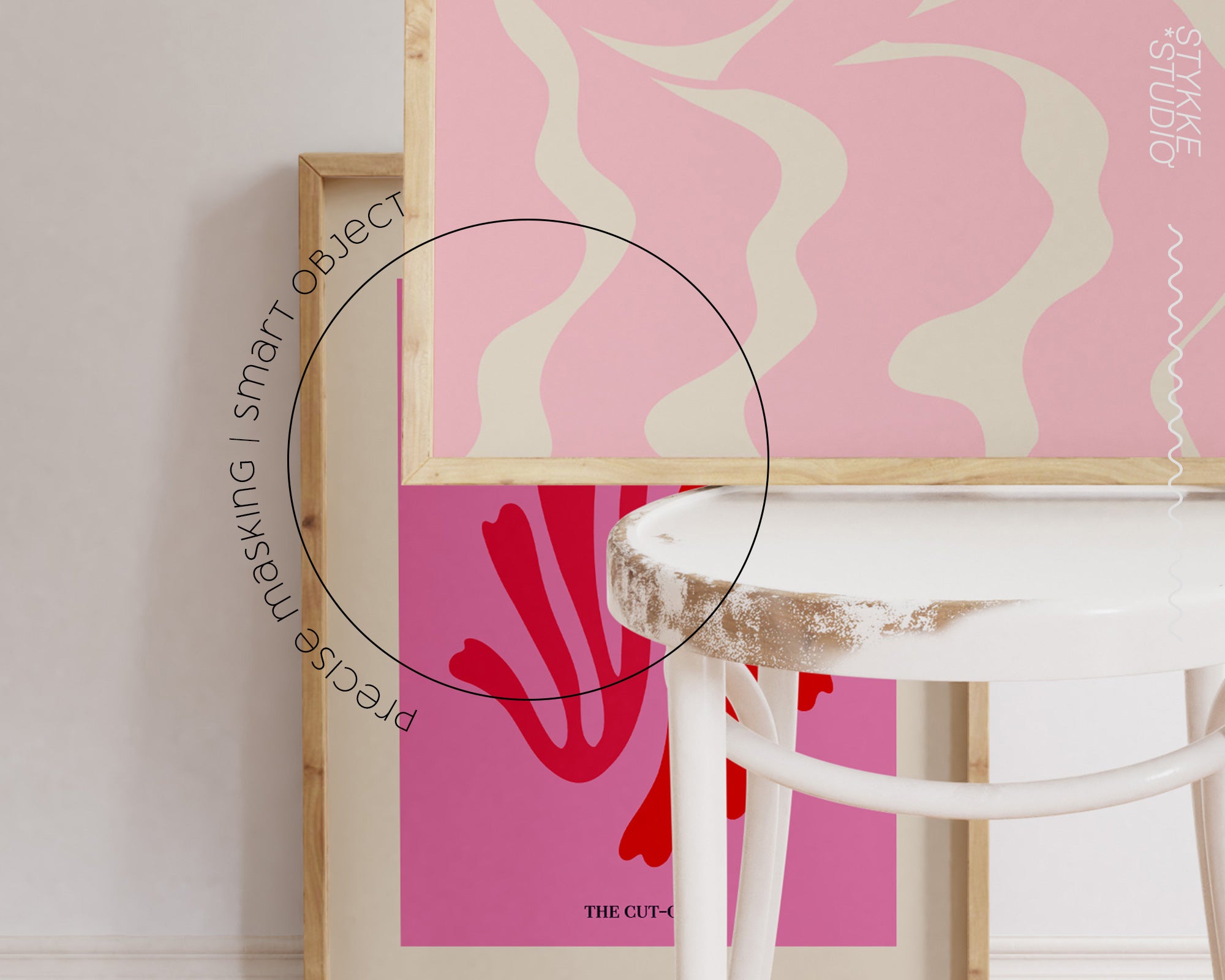 Gallery Chair 07 | 2 Frame Single Mockup